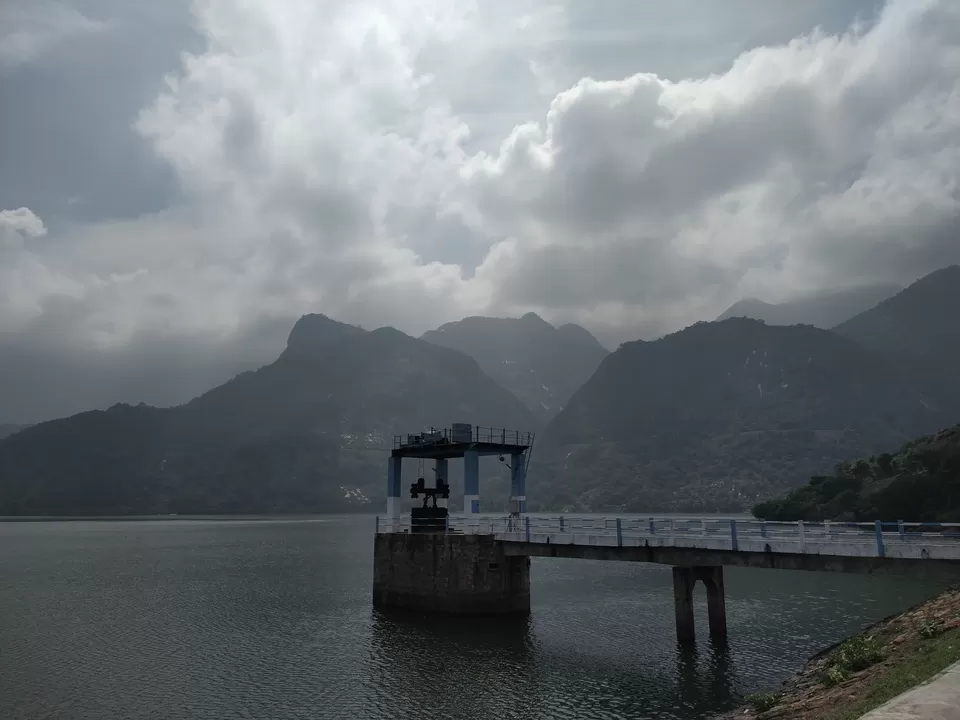 Photo of Aaliyar Dam Park, Aliyar, Tamil Nadu, India by Hemangi Narvekar