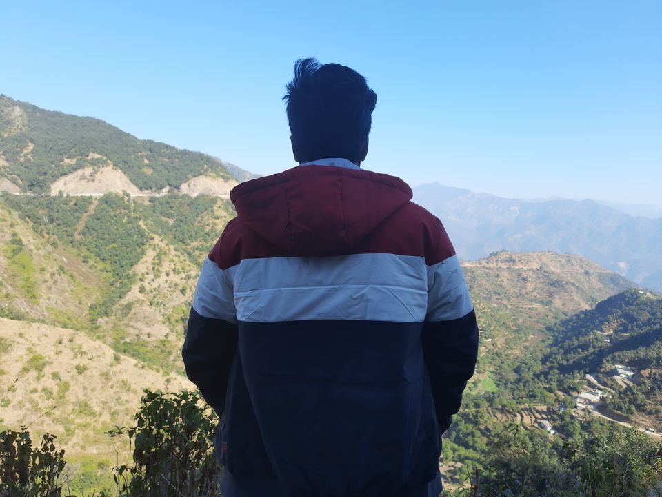 Photo of Kunjapuri Mata (Ancient Temple) माता कुंजापुरी प्राचीन सिद्धपीठ, Adali, Uttarakhand, India by Awara Backpacker