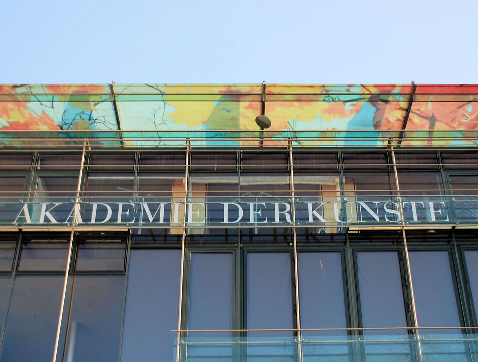 Photo of Akademie der Künste, Hanseatenweg, Berlin, Germany by Ashmi