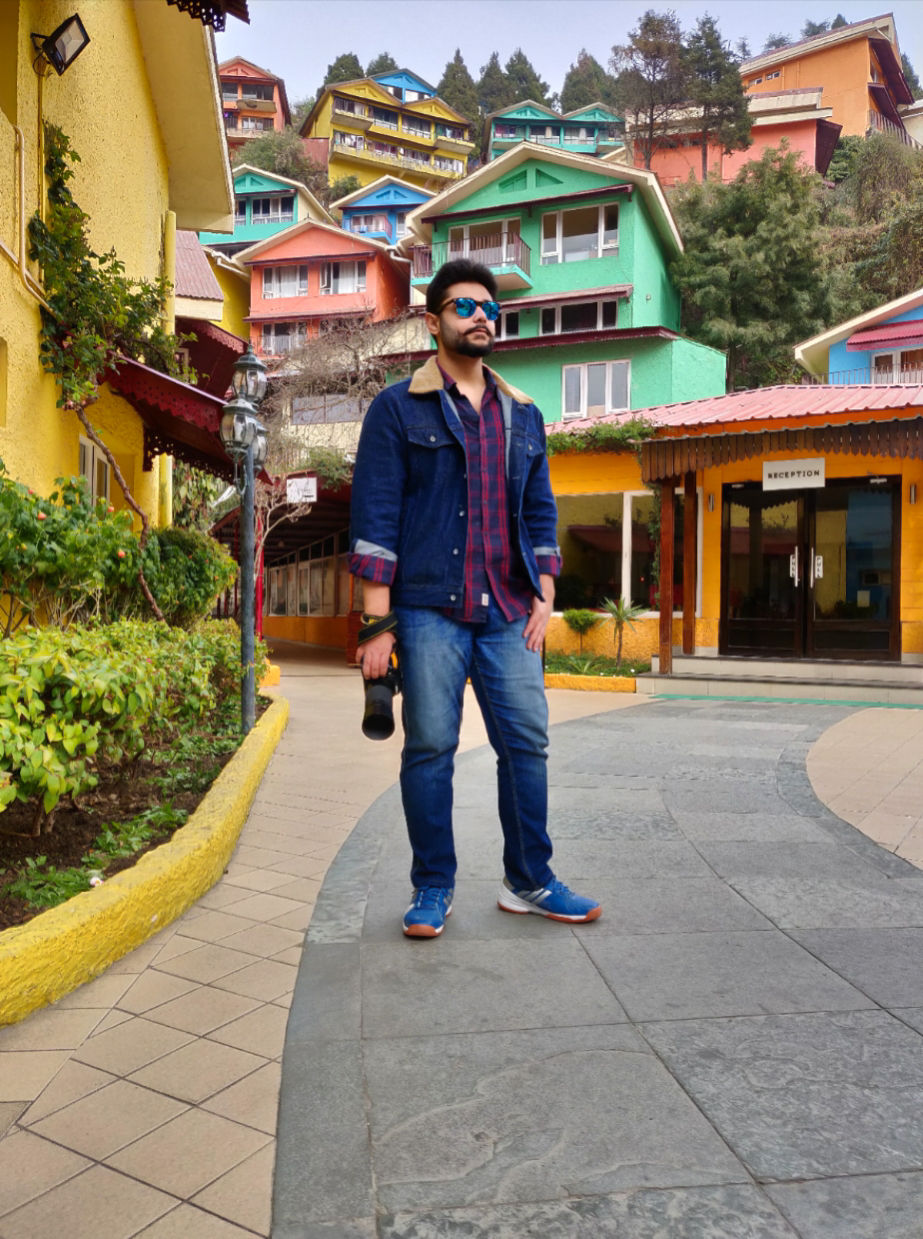 Photo of Mussoorie, Uttarakhand, India by Mile Chasers