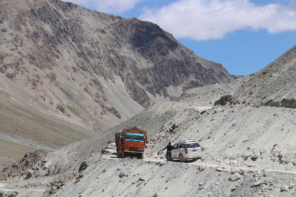 Photo of Spiti Valley, Himachal (Tabo - Kaza - Key/Kye - Kibber - Komic-Kaza-Kunzum Pass-Rohtang Pass-Manali) by Vineet Kumar
