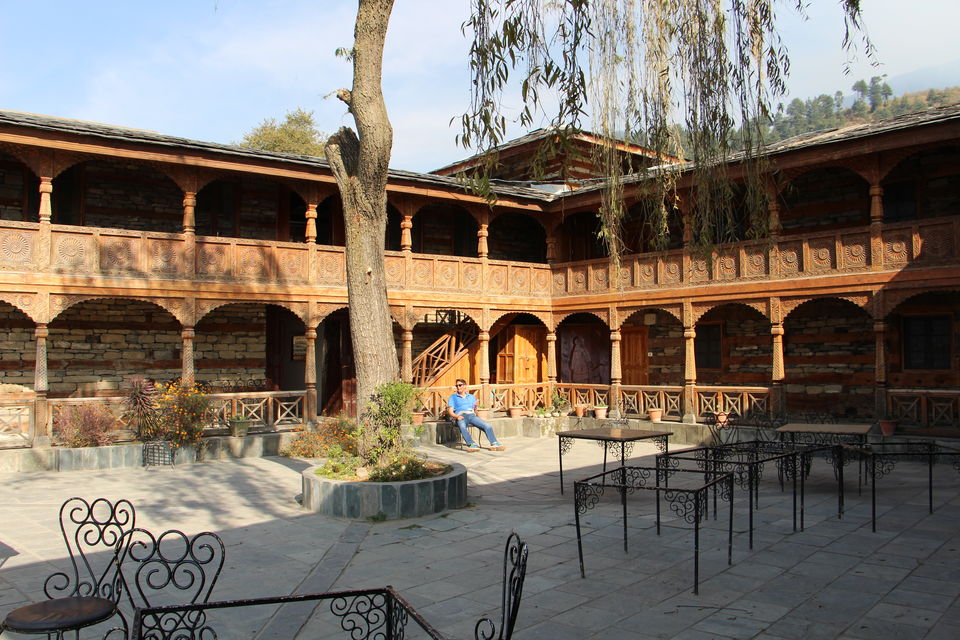 Photo of Naggar - capital of Kullu Kings in Himachal Pradesh 11/20 by Vineet Kumar