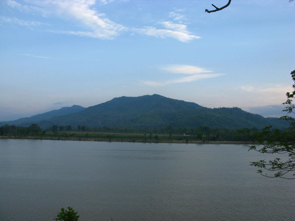 Photo of Valmiki Nagar, Bihar, India by Vineet Kumar