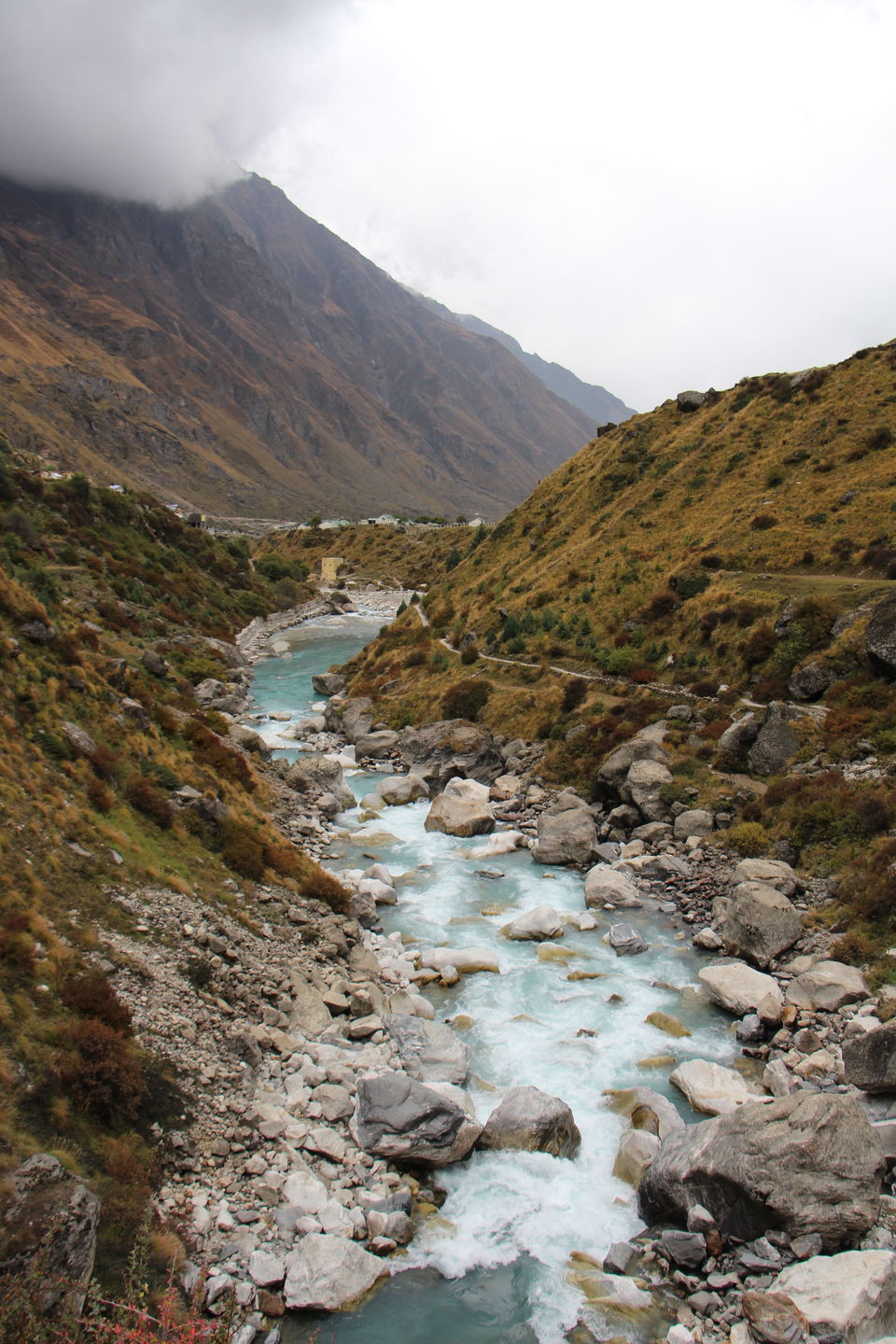 Photo of Mana - The Last Village in Chamoli District, Uttarakhand 3/7 by Vineet Kumar