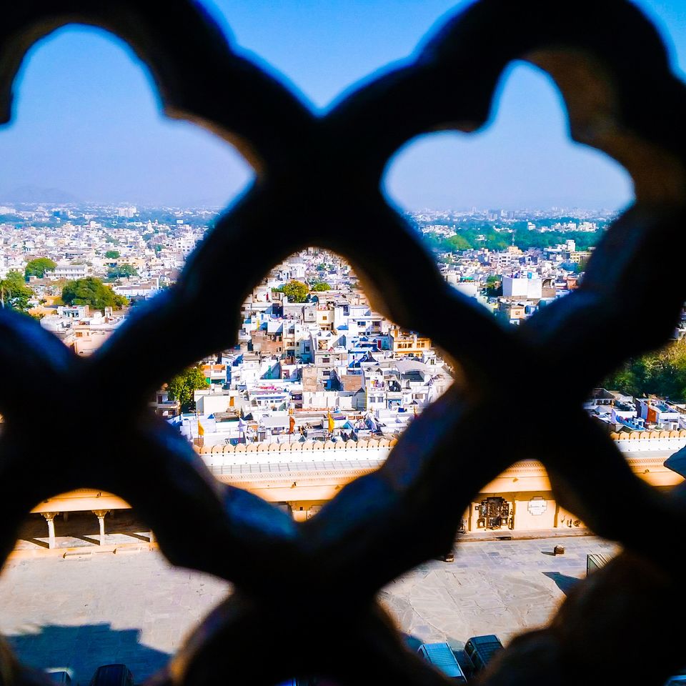 Photo of City Palace, Udaipur, Rajasthan, India by chalraahi.com