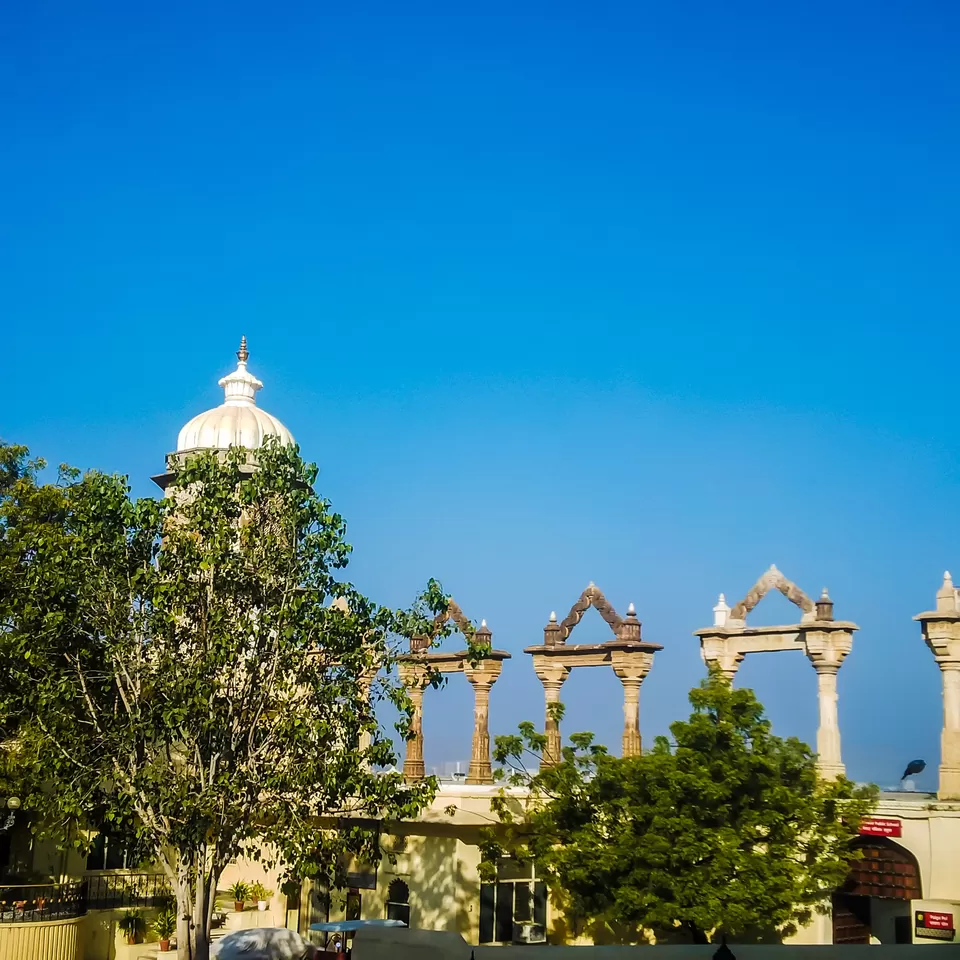 Photo of City Palace, Udaipur, Rajasthan, India by chalraahi.com