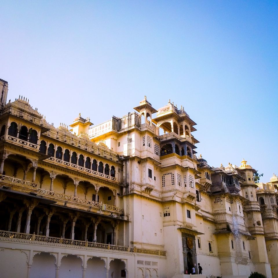 Photo of City Palace, Udaipur, Rajasthan, India by chalraahi.com