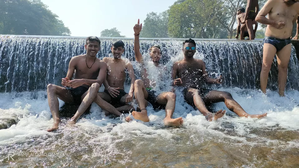 Photo of ' चित्रकूट ' :- नदी के तीरे और पर्वतों से घिरी एक आध्यात्मिक नगरी by Vineet Singh
