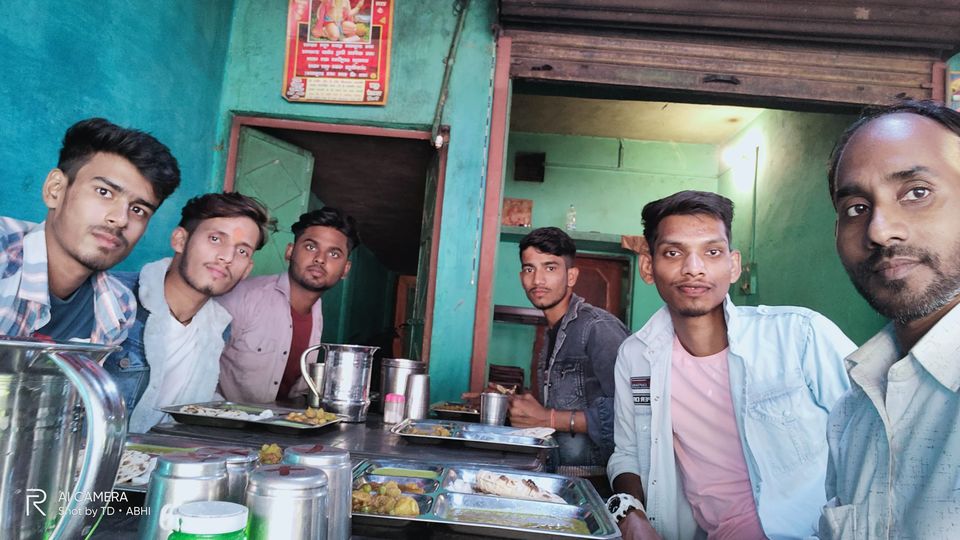 Photo of ' चित्रकूट ' :- नदी के तीरे और पर्वतों से घिरी एक आध्यात्मिक नगरी by Vineet Singh