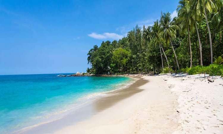 Photo of The best beaches in Phuket 5/5 by TinaGeller