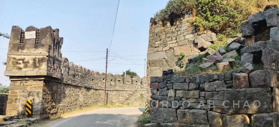 Photo of Warangal - Fort Road, Shiva Nagar, Mathwada, Warangal, Telangana, India by Ordo Ab Chao Blogger