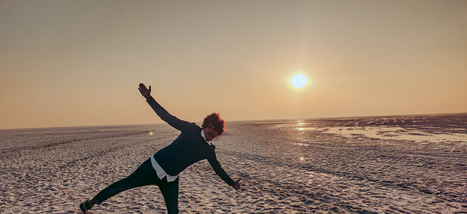 Photo of Rann of Kutch, Gujarat by rahul bawangade