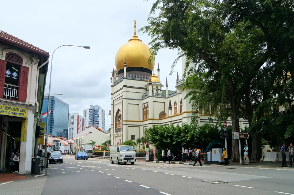 Photo of Muscat Street, Sultan Mosque, Singapore by Pooja Mandal (nextmileplan)