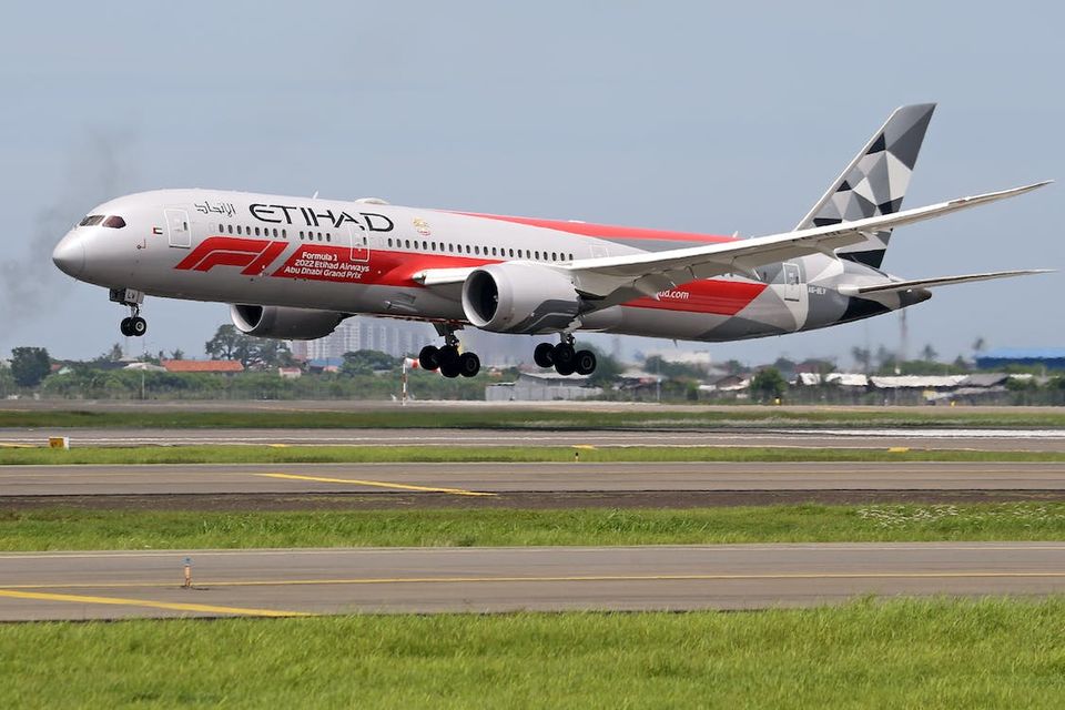 Photo of Attention Travellers! Kolkata And Abu Dhabi Air Link Resumes After A Hiatus Of 3 Long Years by Varsha Banerjee (Crazy Jetsetters)