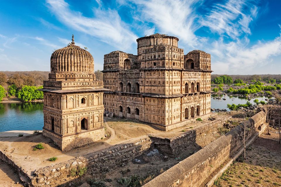 Photo of 5 Lesser-Known Historical Towns in India That Will Teleport You To The Forgotten Times by Varsha Banerjee