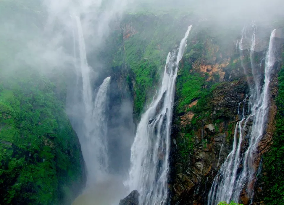 Photo of Jog Falls, Karnataka, India by Deeptangan Pant