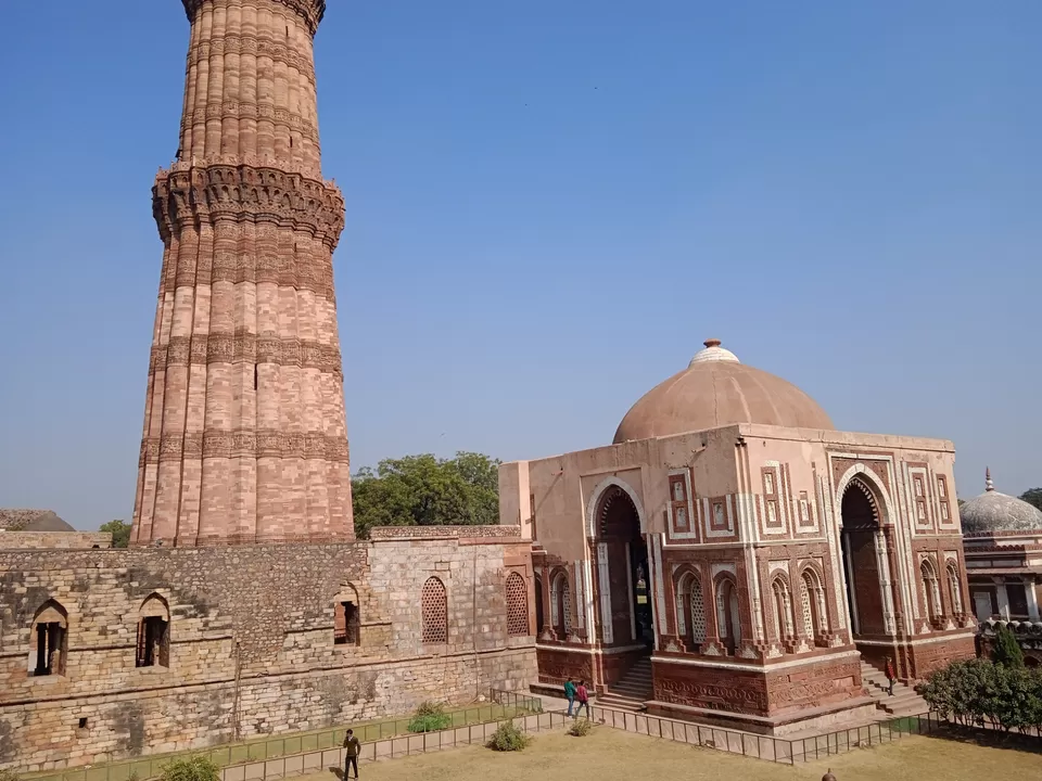 Photo of कुतुबमीनार – Qutub Minar by SHIVAM SHARMA