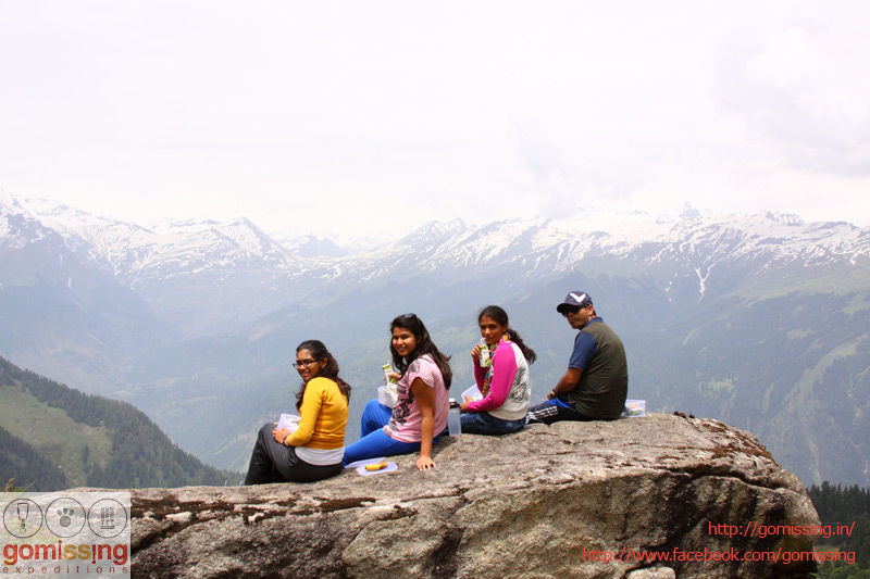 Photo of The adventure trail to Khanpari – Lama dug trek 5/5 by Gomissing Expeditions Pvt. Ltd.