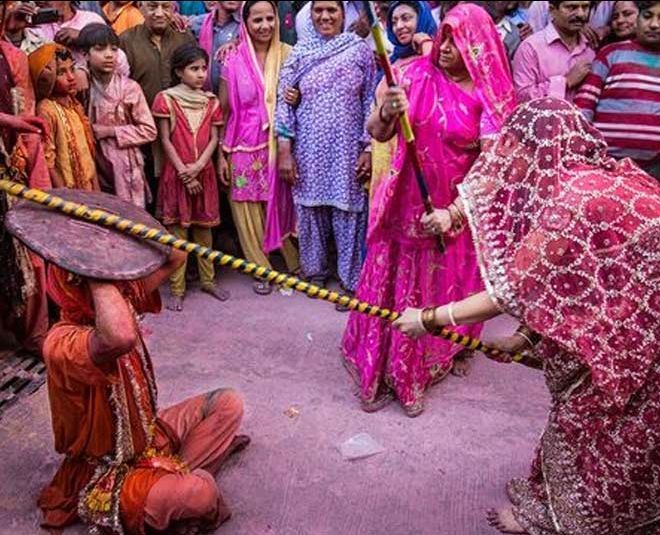 Photo of क्या आप जानते हैं बरसाने की लट्ठमार होली से जुड़ी ये रोचक बातें by Pooja Tomar Kshatrani