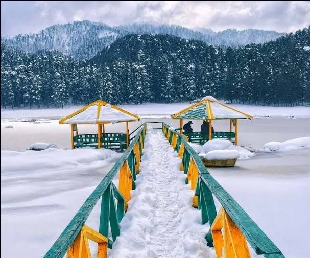 Photo of क्यूँ न इस वेकेशन की जाए भारत के 'मिनी स्विट्जरलैंड' खज्जियार की एक यादगार सैर by Pooja Tomar Kshatrani