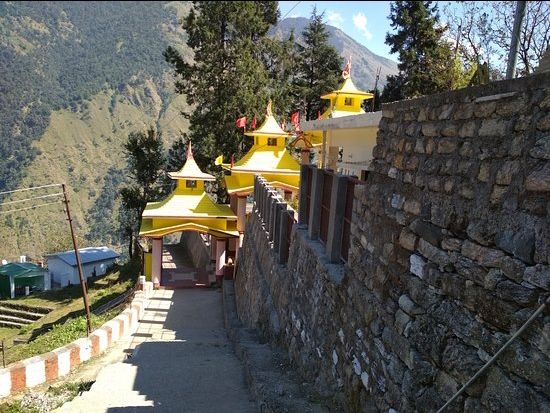 Photo of वीकेंड पर कुदरती नजारों के बीच गुजारना चाहते हैं वक्त, तो 'मुनस्यारी' है बेस्ट ऑप्शन- by Pooja Tomar Kshatrani