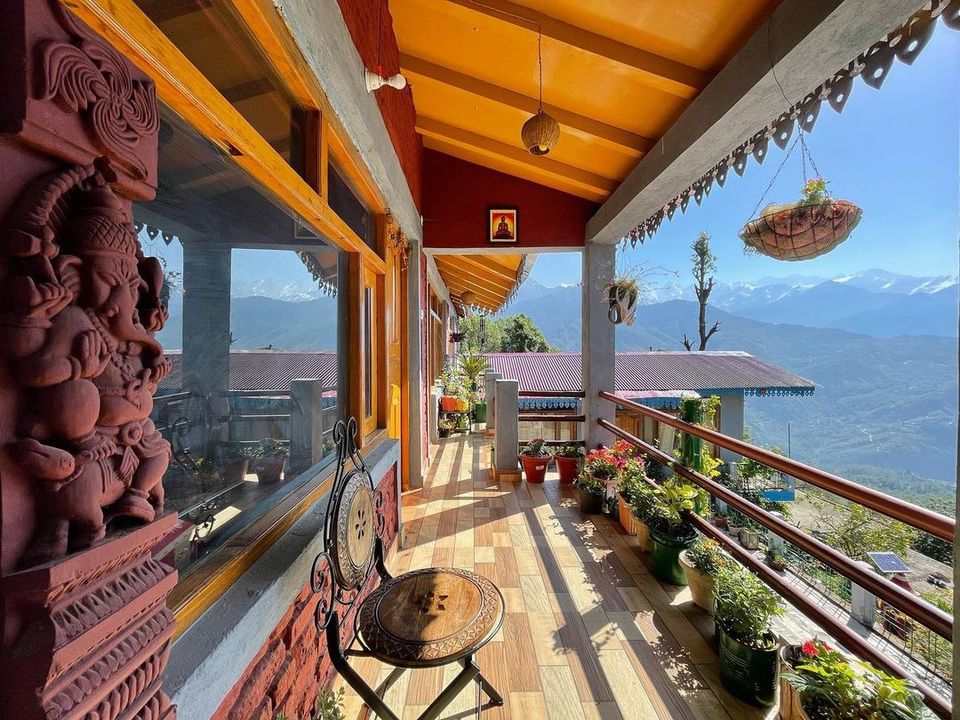 Photo of वीकेंड पर कुदरती नजारों के बीच गुजारना चाहते हैं वक्त, तो 'मुनस्यारी' है बेस्ट ऑप्शन- by Pooja Tomar Kshatrani