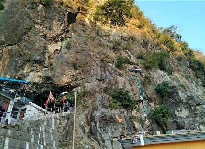 Photo of जम्मू में स्थित शिव की शिवखोड़ी गुफा, कुदरत का एक अजूबा है, यहां अब भी करते है साक्षात भगवान शिव वास by Pooja Tomar Kshatrani