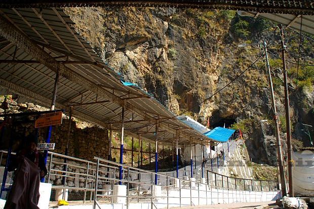 Photo of जम्मू में स्थित शिव की शिवखोड़ी गुफा, कुदरत का एक अजूबा है, यहां अब भी करते है साक्षात भगवान शिव वास by Pooja Tomar Kshatrani