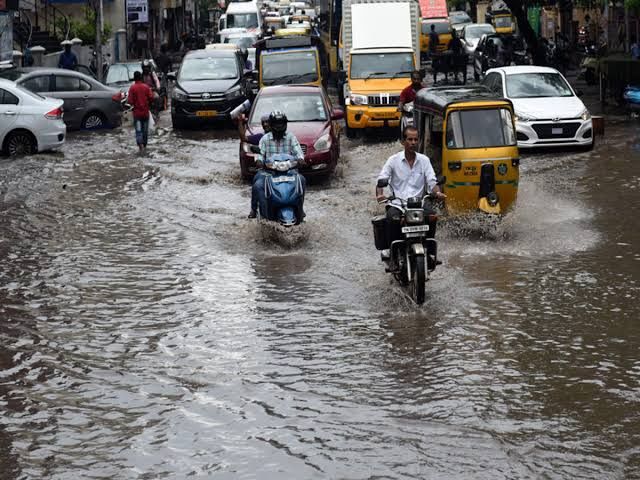 Photo of बारिश के मौसम में यह जगहें घूमने के लिए नहीं है बेस्ट,कहीं हो ना जाए आपके सावन का मजा किरकिरा - by Pooja Tomar Kshatrani