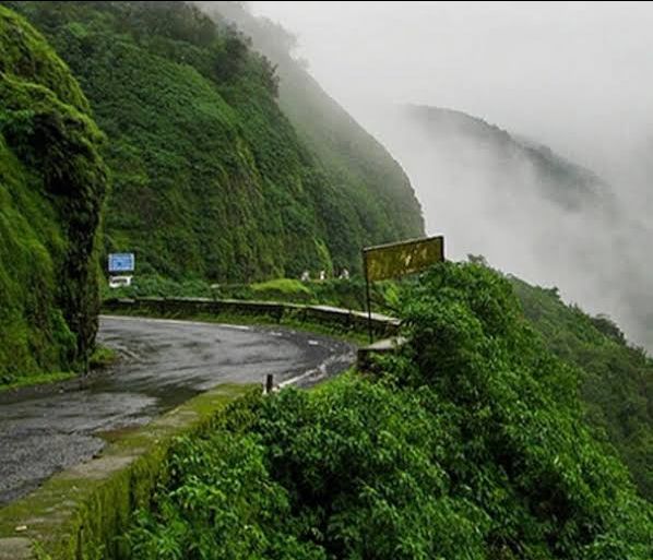 Photo of बारिश के मौसम में यह जगहें घूमने के लिए नहीं है बेस्ट,कहीं हो ना जाए आपके सावन का मजा किरकिरा - by Pooja Tomar Kshatrani