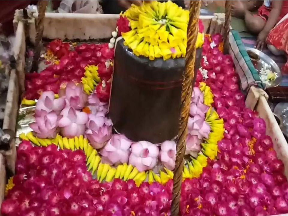 Photo of भारत के प्रसिद्ध शिव मंदिर, जहाँ शिवलिंग का बदलता है रंग, जानिए क्या है रहस्य? by Pooja Tomar Kshatrani