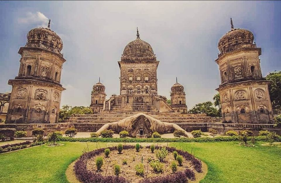 Photo of Achaleshvar Mahadev Temple by Pooja Tomar Kshatrani