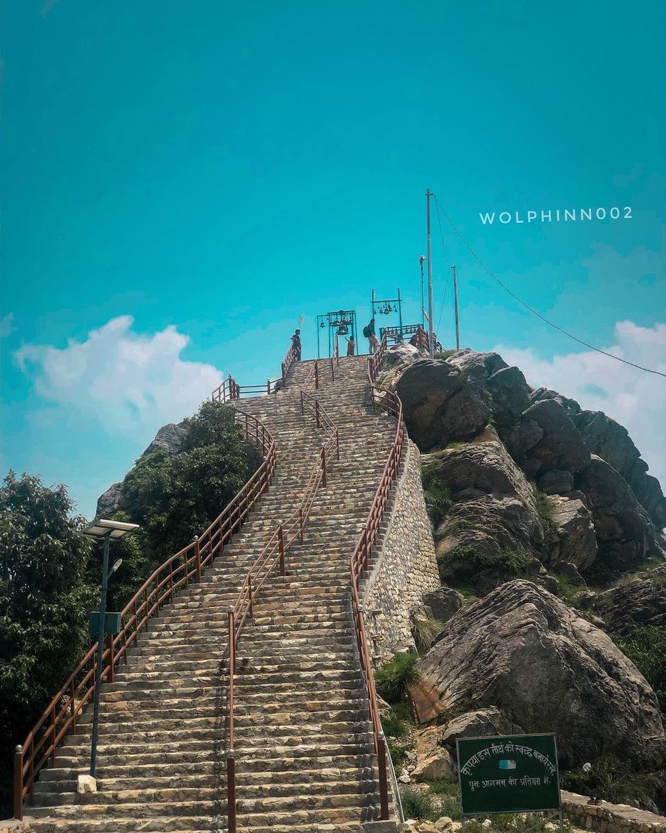 Photo of पहाड़ों पर बसा उत्तराखंड का एकमात्र कार्तिक स्वामी का मंदिर,जहाँ दूर-दूर से लोग दर्शन के लिए आते हैं by Pooja Tomar Kshatrani