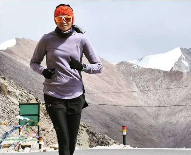 Photo of इंस्पिरेशन : पहली महिला रनर सुफिया खान जिन्होंने मनाली से लेह अल्ट्रा मैराथन की दौड़ को किया है पूरा by Pooja Tomar Kshatrani