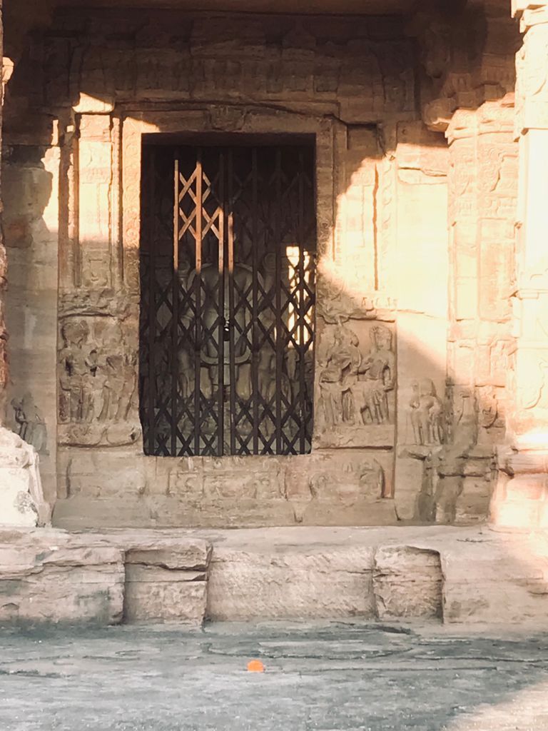 Photo of ग्वालियर किला: जिसे मिला था भारत के किलों में मोती का दर्ज़ा, आप भी यहाँ की खूबसूरती एकबार जरूर देखें by Pooja Tomar Kshatrani