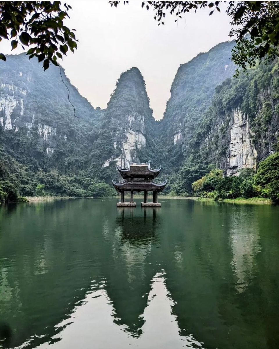 Photo of International trips - 25000 रुपये में घूमना चाहते है विदेश, तो इन 10 देशों में जरूर जाएं by Pooja Tomar Kshatrani