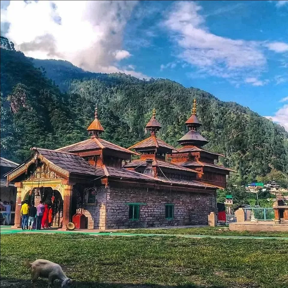 Photo of एक नहीं 4 देवता हैं महासू, हर साल दिल्ली से राष्ट्रपति भवन की ओर से किया जाता है नमक भेंट by Pooja Tomar Kshatrani