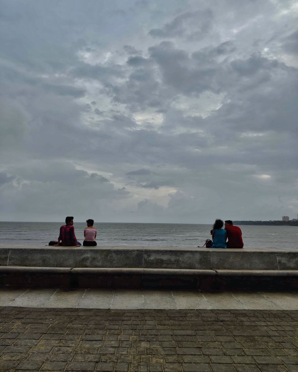 Photo of Marine Drive, Charni Road East, Chowpatty, Girgaon, Mumbai, Maharashtra, India by Aakash Vishwakarma