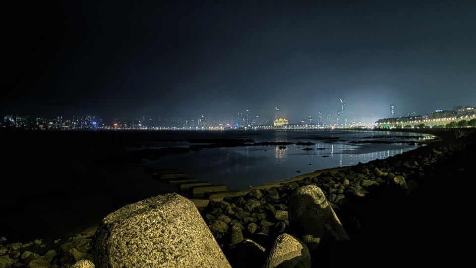 Photo of Marine Drive, Charni Road East, Chowpatty, Girgaon, Mumbai, Maharashtra, India by Aakash Vishwakarma