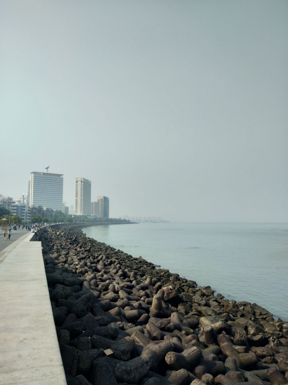 Photo of Marine Drive, Charni Road East, Chowpatty, Girgaon, Mumbai, Maharashtra, India by Aakash Vishwakarma