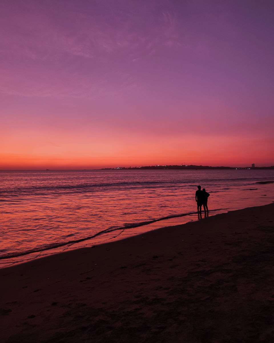Photo of Versova Beach, Mumbai by Aakash Vishwakarma