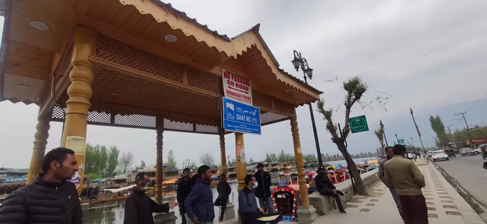 Photo of Dal Lake by Priya Kotecha
