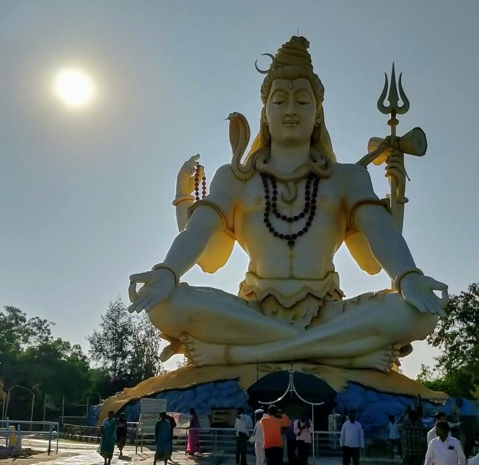 Photo of Shivgiri Temple, Gulbarga Highway, Vijayapura, Karnataka, India by Neetu Banthia