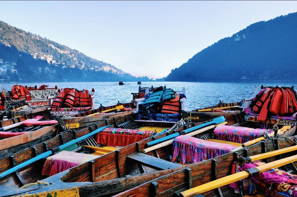 Photo of Nainital by Roaming Mayank