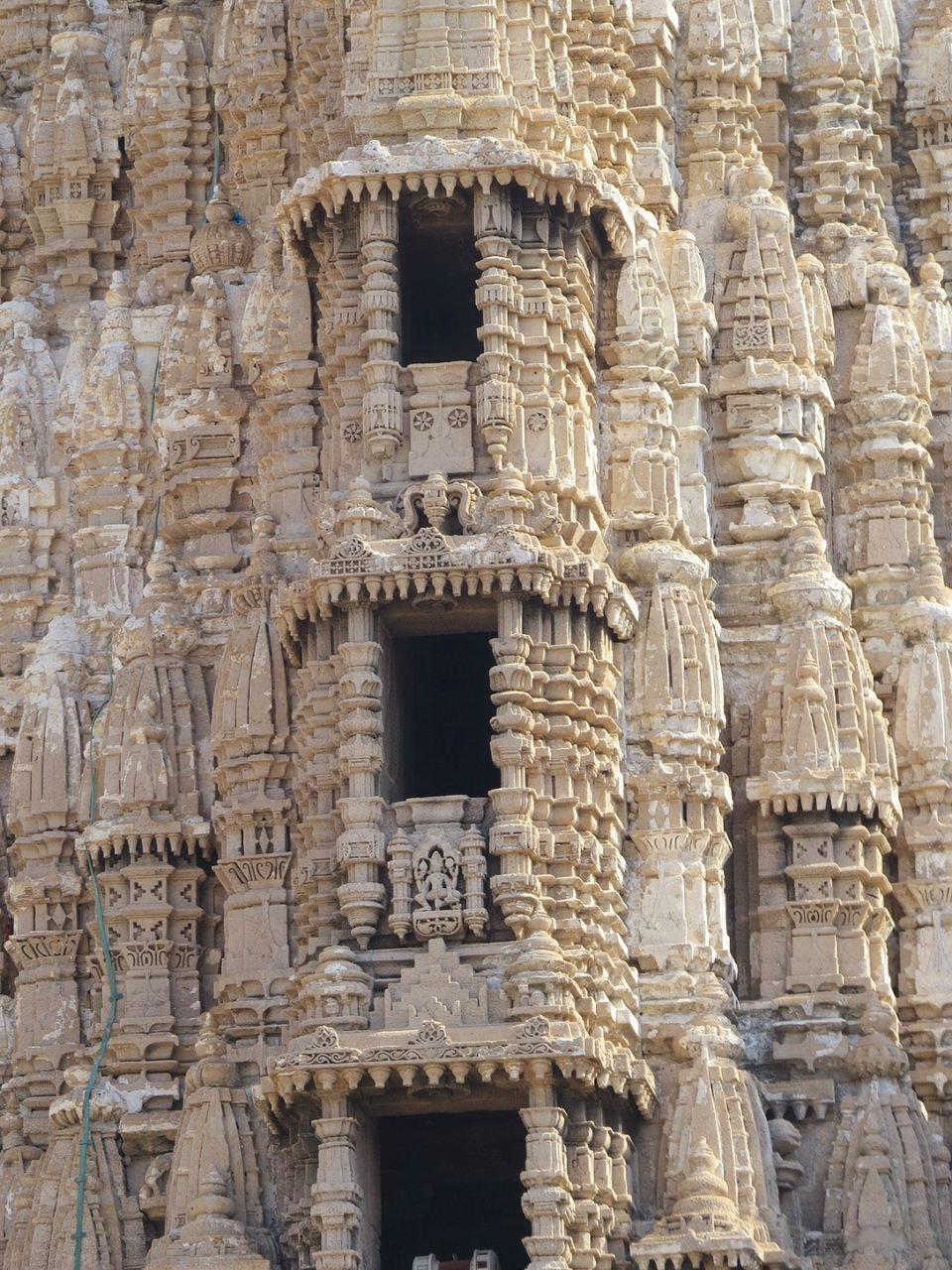 Photo of Dwarkadhish Temple by Roaming Mayank