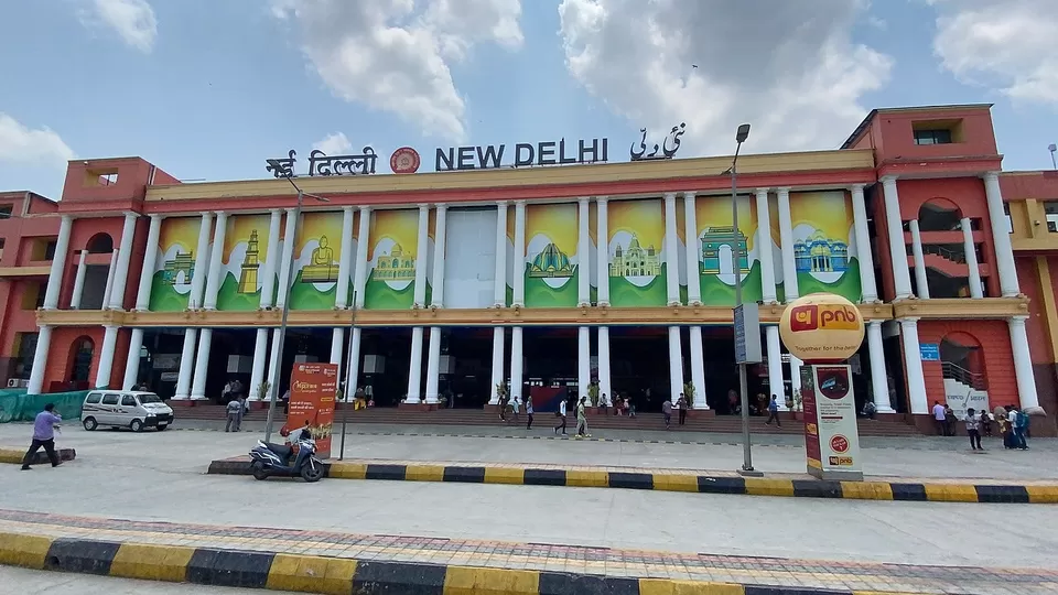 Photo of New Delhi by Roaming Mayank