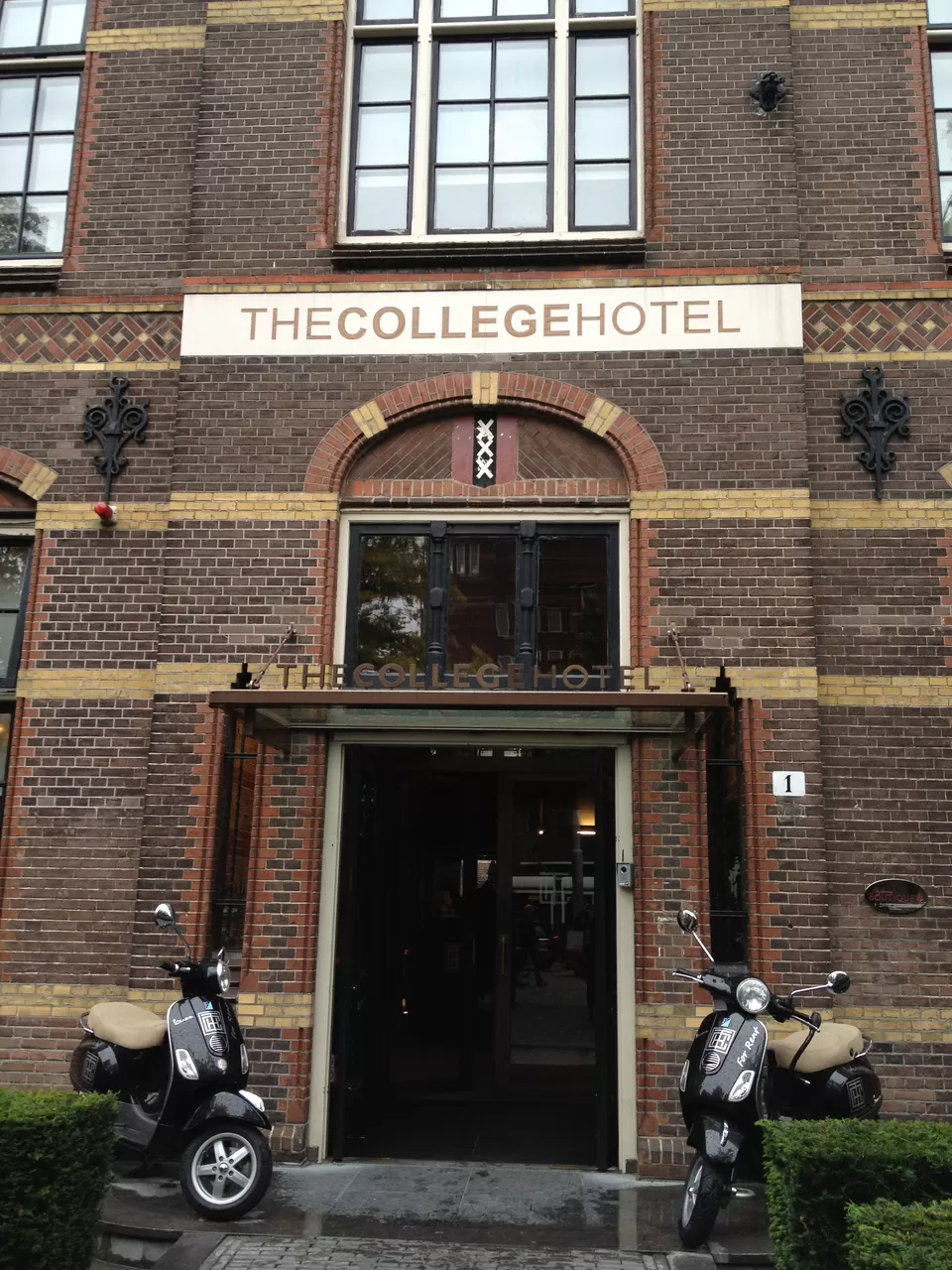 Photo of The College Hotel, Roelof Hartstraat, Amsterdam, The Netherlands by Anvi