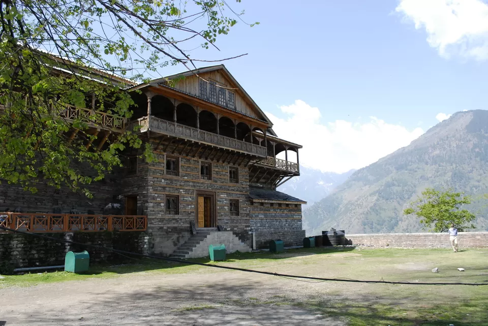 Photo of Naggar Castle Road, Naggar, Himachal Pradesh, India by Anvi