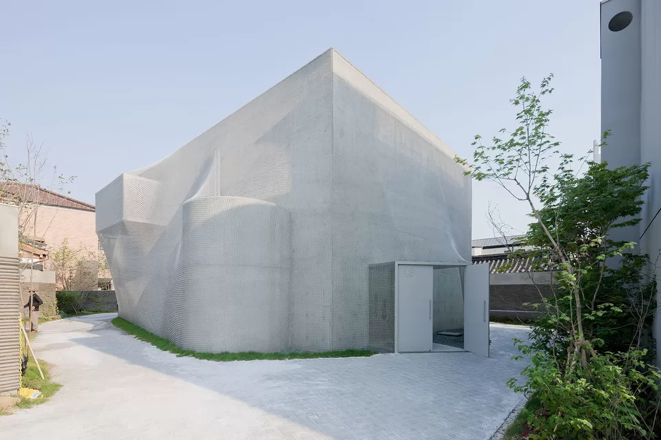 Photo of UUL National Art Museum, South Korea by Anvi