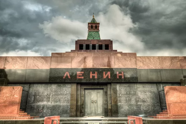 Photo of Lenin's Mausoleum, Russia, Moscow, Krasnaya ploshad by Josh Cahill